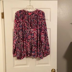 Like new navy and pink Lilly Pulitzer blouse